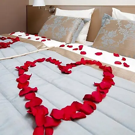 Cityhotel Am Mckeeplatz فندق 3*