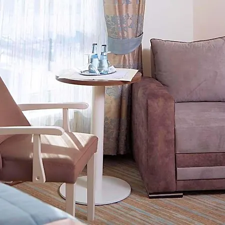 Cityhotel Am Mckeeplatz فندق