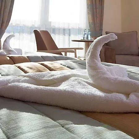 فندق Cityhotel Am Mckeeplatz كْرايلتْسهايم