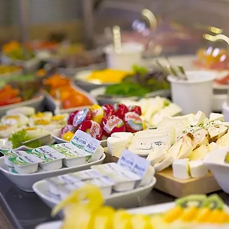 Cityhotel Am Mckeeplatz كْرايلتْسهايم