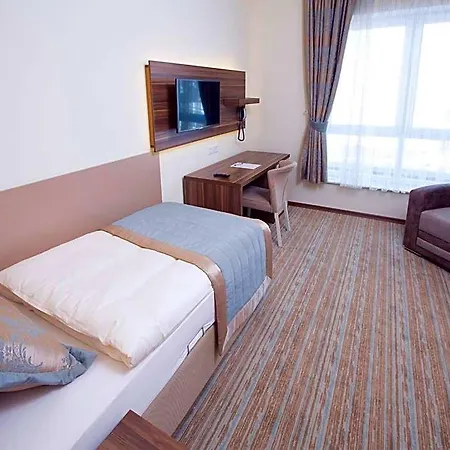 فندق Cityhotel Am Mckeeplatz