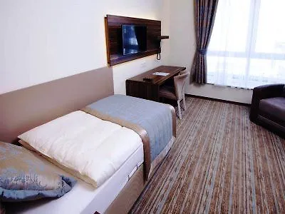 فندق Cityhotel Am Mckeeplatz 3*
